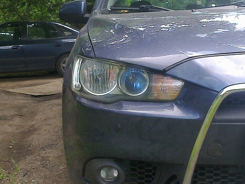Лампы дальнего света с синим напылением колб. — Mitsubishi Lancer X, 2 ...
