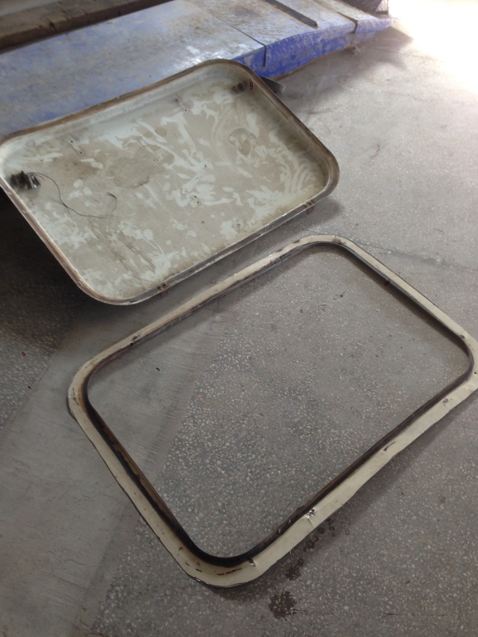 люк от паза на уаз 469. люк паз на уаз. люк бензобака паз 3205. люк от пазика на уаз 469. люк бензобака паз 3205.