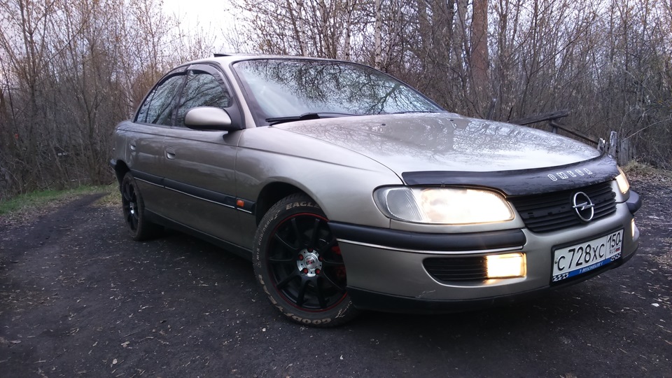 Чем полирнуть фары? — Opel Omega B, 2 л, 1996 года | другое | DRIVE2