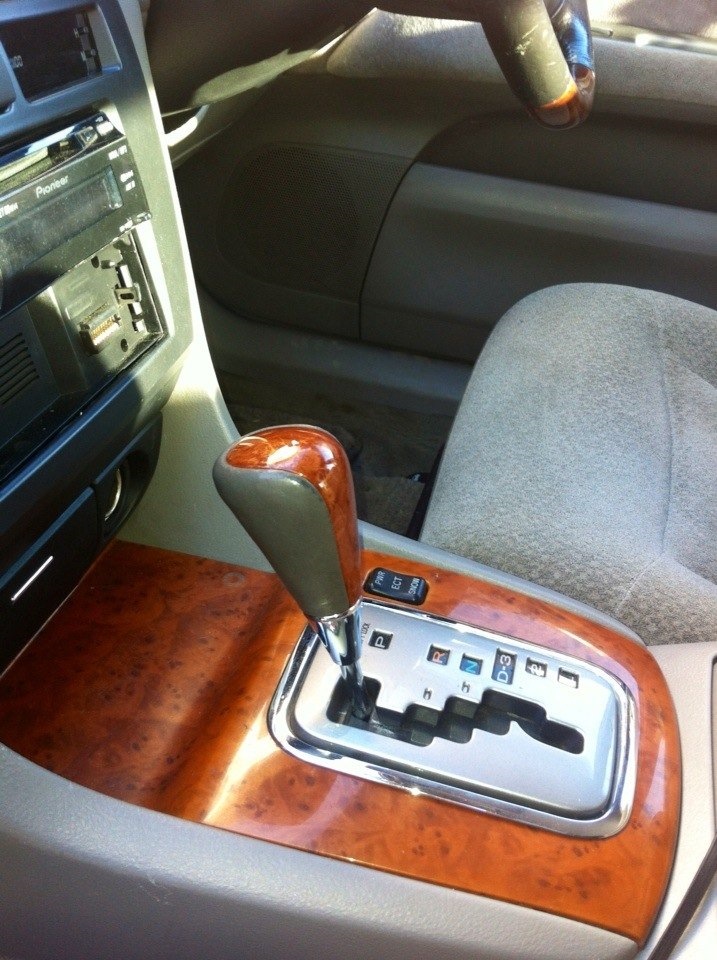 Как снять рычаг акпп. Пежо 206 рычаг переключения скоростей. Тойота виста ручка кпп. Рычаг переключения передач матиз. Как снять рычаг акпп.