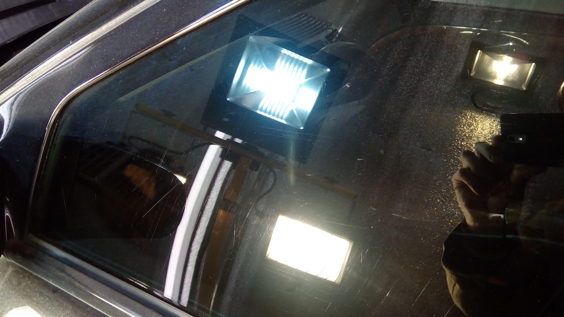 Полировка и удаление царапин боковых стекол — BMW 5 series (E39), 2,5 л ...