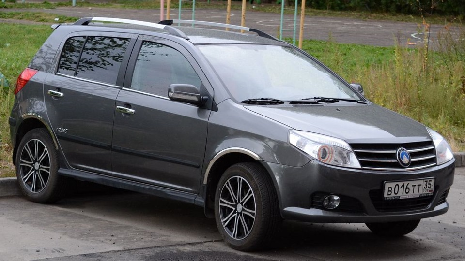 Geely MK Cross бензиновый 2014 | на DRIVE2