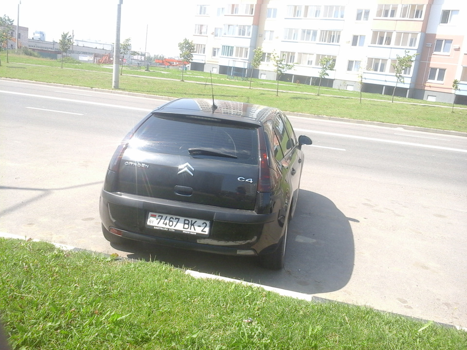 Затонировала задние фары — Citroen C4 (1G), 1,4 л, 2005 года | тюнинг ...