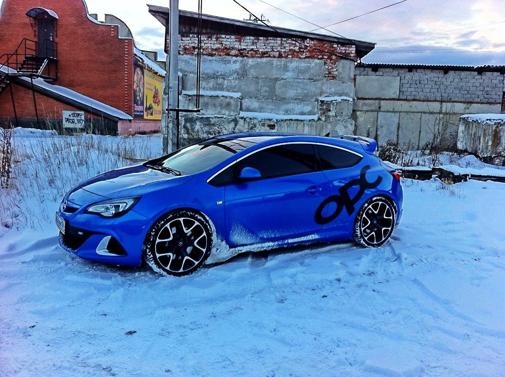 Аэрография Opel Astra GTC