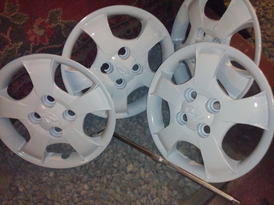 Покраска колпаков — Hyundai Accent (2G), 1,6 л, 2009 года | колёсные ...
