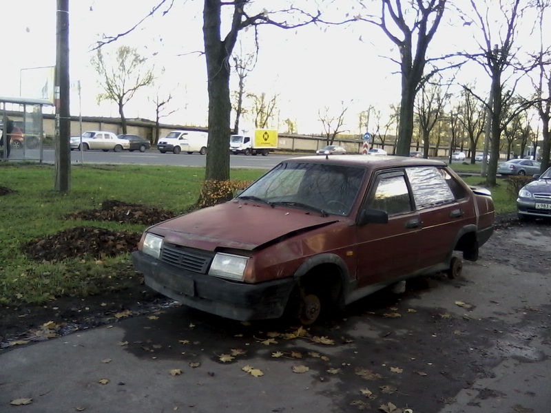 Брошенные автомобили в санкт петербурге