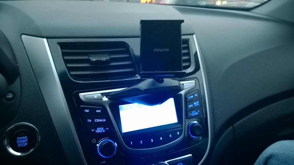 Держатель для смартфона в CD-привод Ppyple CD-N5 — Hyundai Solaris, 1,6 ...