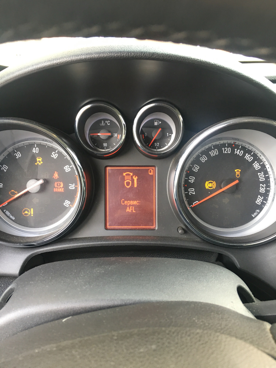 Не заводится — Opel Astra J, 1,6 л, 2012 года | поломка | DRIVE2