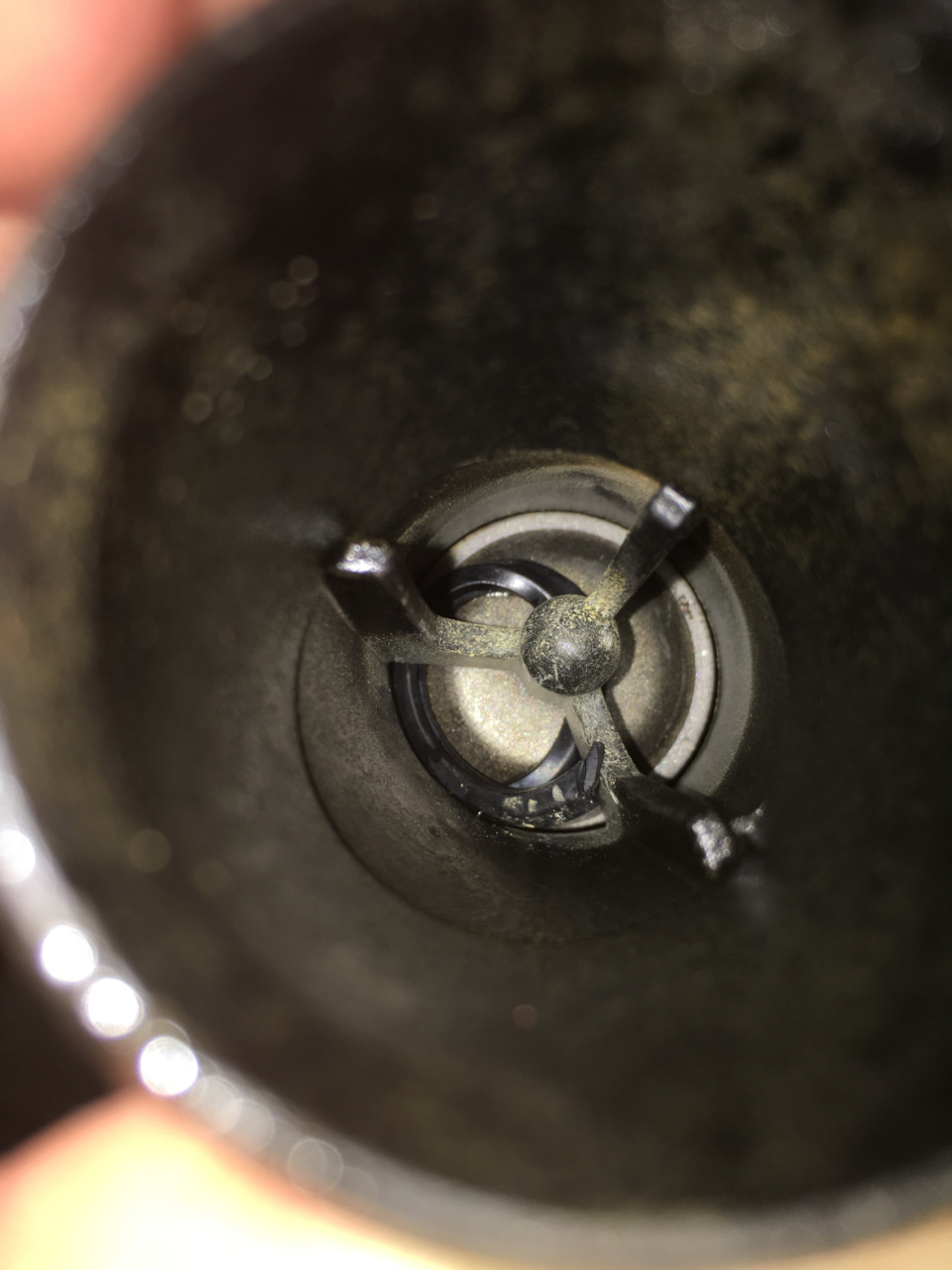 Плавающая температура «антифриза» — Peugeot 407 SW, 2 л, 2005 года ...