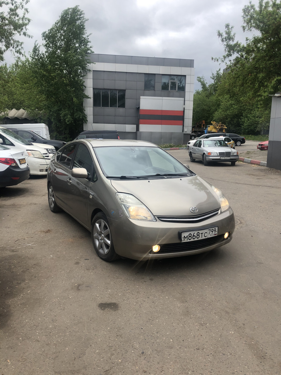 Исправление повреждений после инцидента — Toyota Prius (20), 1,5 л, 2008  года | своими руками | DRIVE2