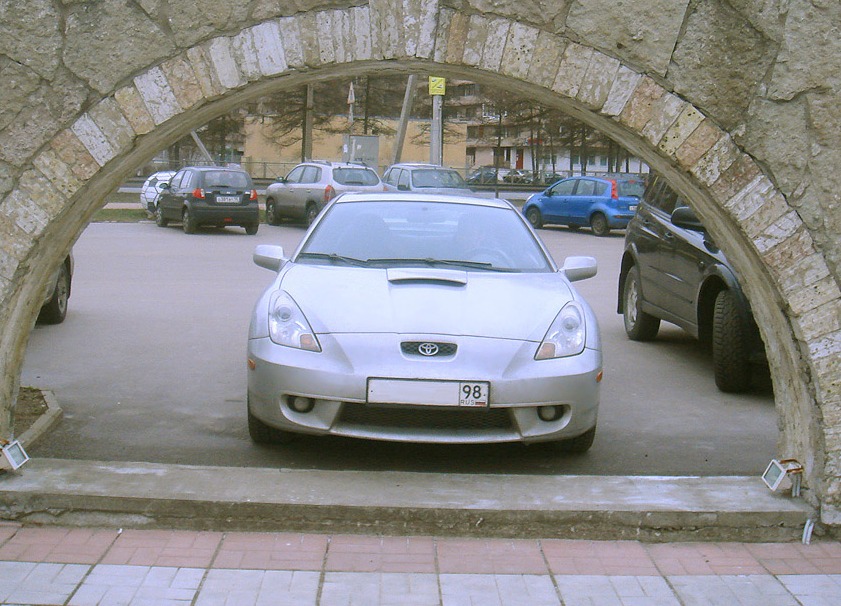   Toyota Celica 20 2002