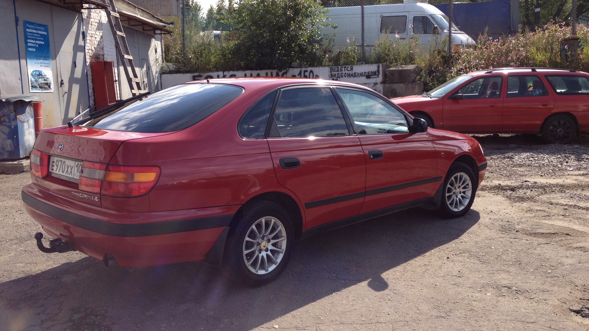 Toyota Carina e 1 6