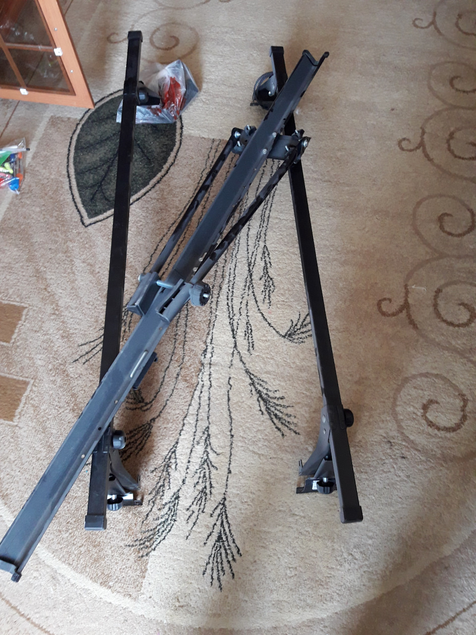 Велобагажник и поперечные дуги — Renault Kaptur (2016), 1,6 л, 2016 ...