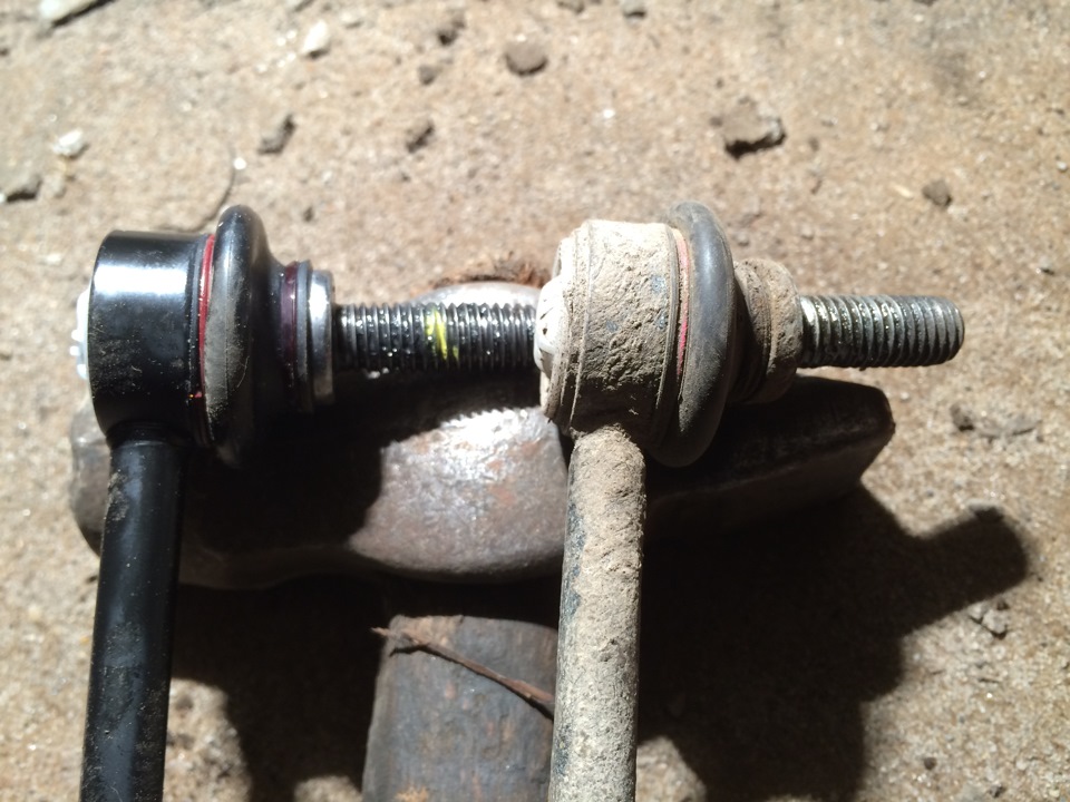 Судя по всему, родные еще стояли. Старый хозяин чмошник. — Renault Megane II