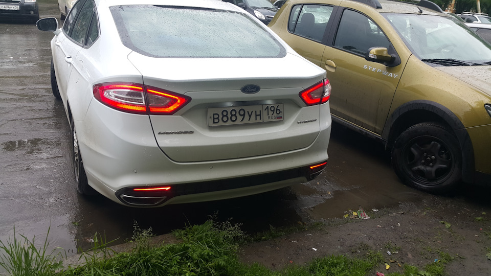 Вид днем — Ford Mondeo V