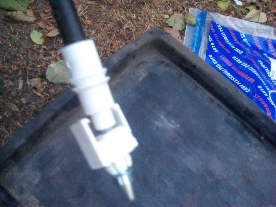 Замена троса сцепления и сайлентблоков ПЕЖО 405! — Peugeot 405, 1,9 л ...