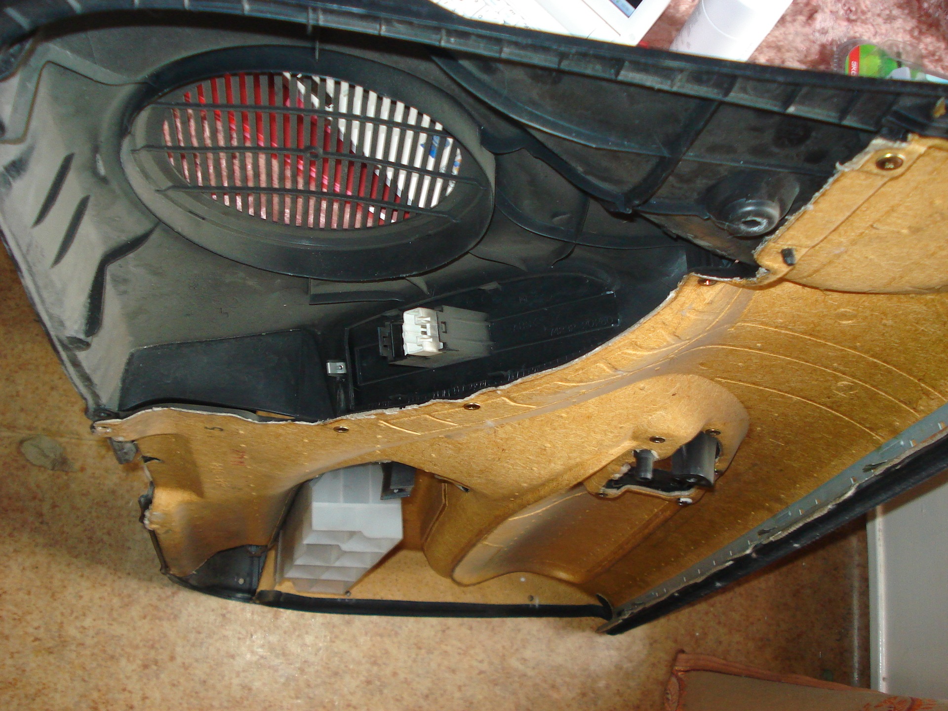 Acoustics front  Woofer connection  Bitoplast  - Toyota Celica 20L 1998