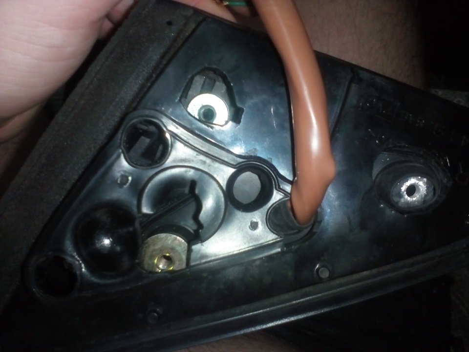 Середину тоже обрезал — Mitsubishi Galant (8G)