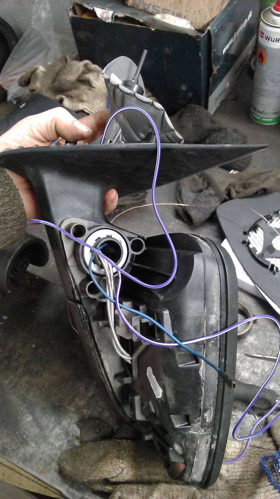 Комплект для подключения зеркал с обогревом калина 1. Установка зеркал с подогревом на гранту своими руками. Обогрев зеркал гранта установка. Обогрев зеркал гранта установка. Подогрев на гранту.