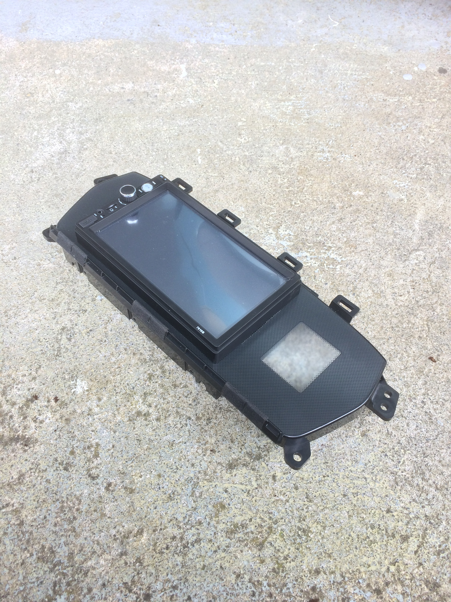 Замена монитора ODYSSEY + USB + Bluetooth + FM — DRIVE2