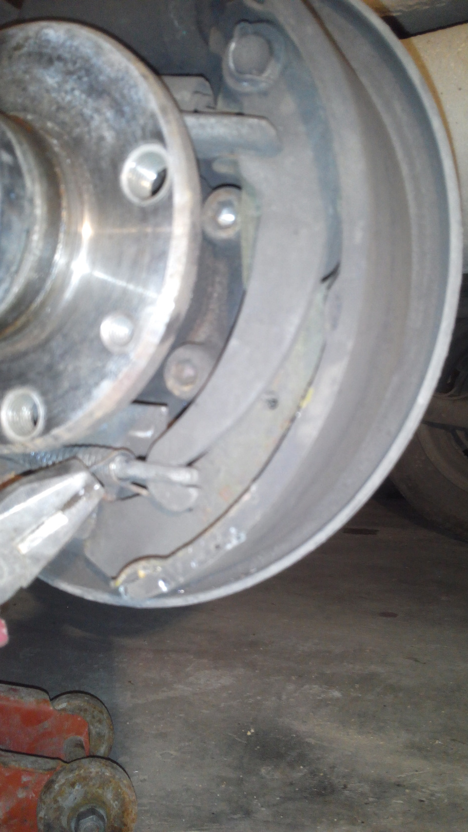 Ручник перестал держать — LADA Приора седан, 1,6 л., 2008 года | своими ...