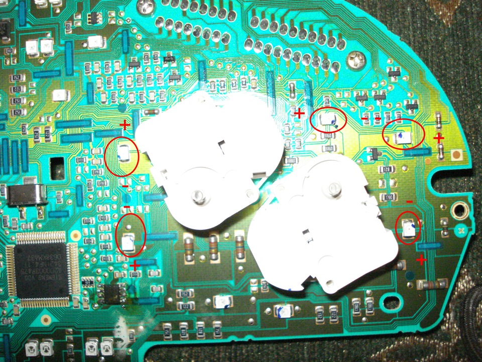 Не работает тахометр на хендай. Тахометр hyundai sonata 2001. Плата приборной панели hyundai hd 65. Подмотка на хендай hd78. Не работает тахометр на хендай.