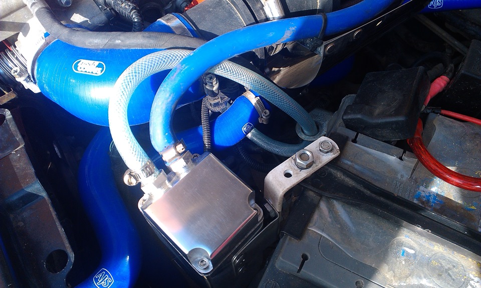 Под капотом все должно быть по феншую — Lada Приора хэтчбек, 1,6 л ...