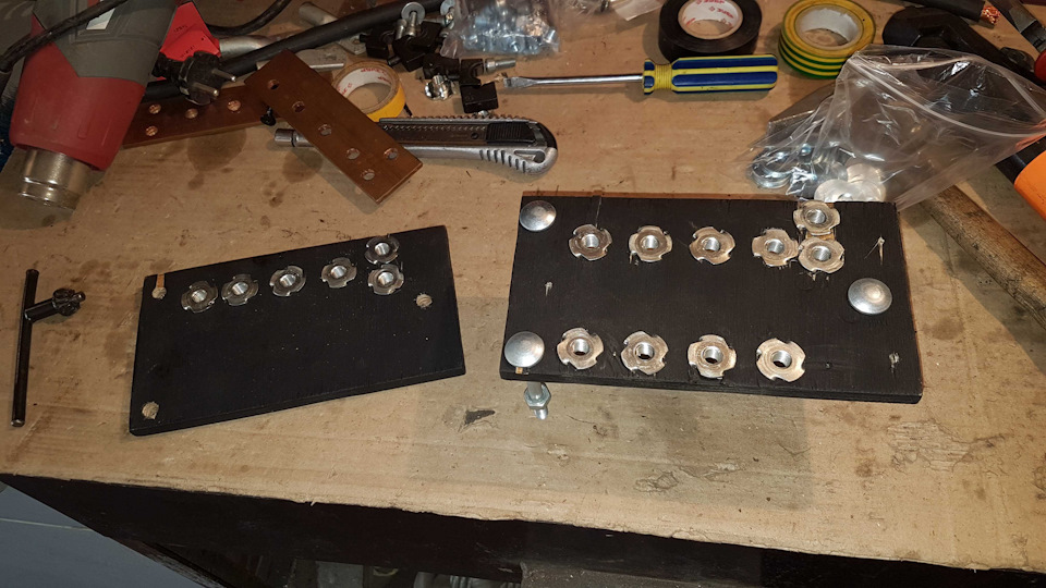 Дистрибьютор питания, пол в багажник из фанеры — LADA 21099, 1,6 л ...