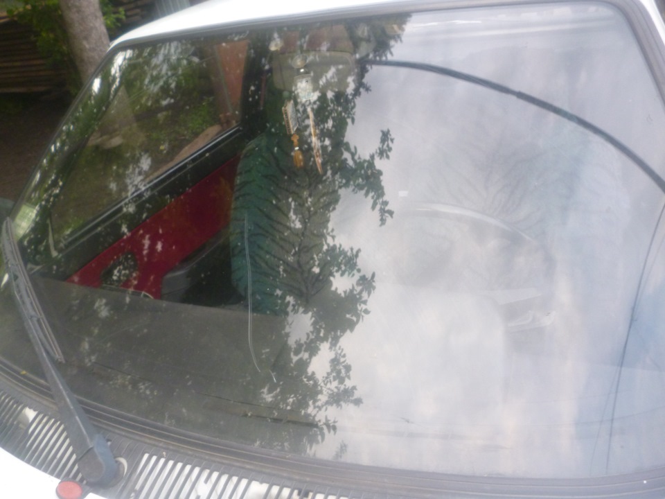 Треснуло лобовое стекло — ЗАЗ 1102, 1,2 л, 1992 года | поломка | DRIVE2