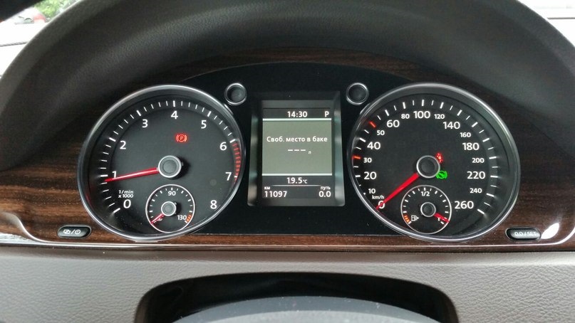 Фото в бортжурнале Volkswagen Passat B7