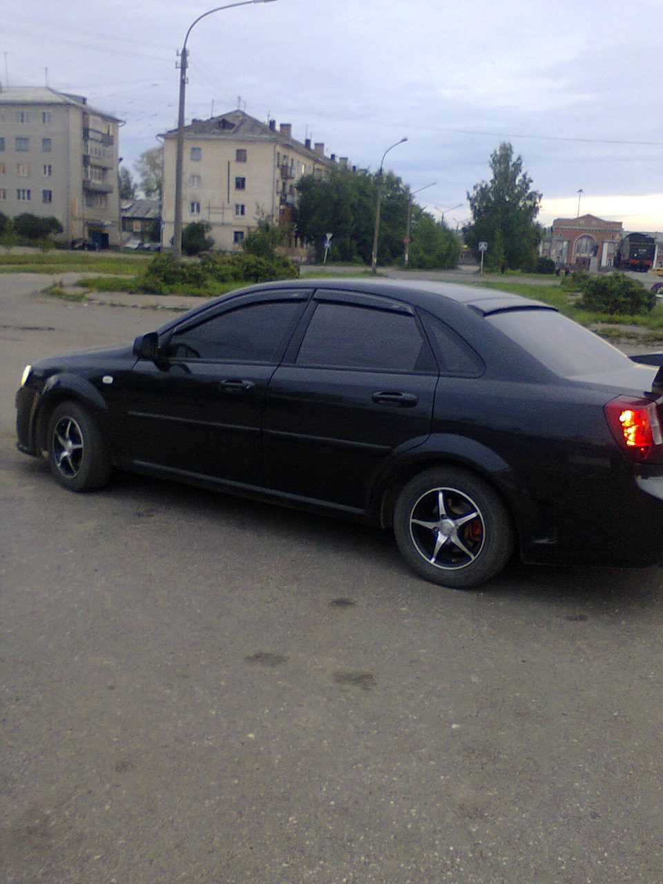 Chevrolet Lacetti седан черный тюнинг