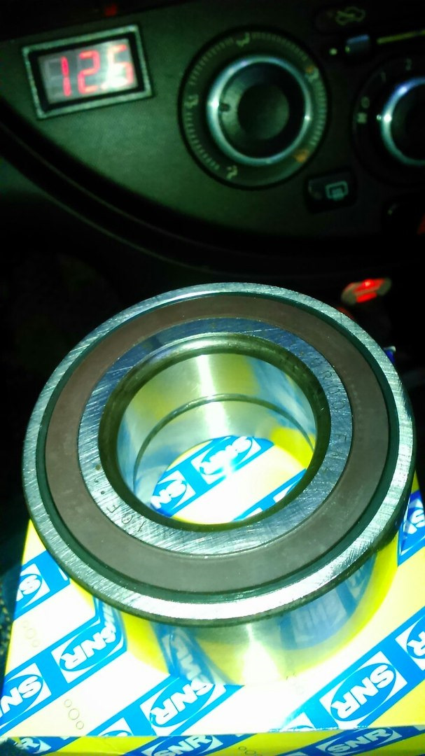 103 Замена ступичного подшипника(левый) — Nissan Note (1G), 1,4 л, 2007 ...