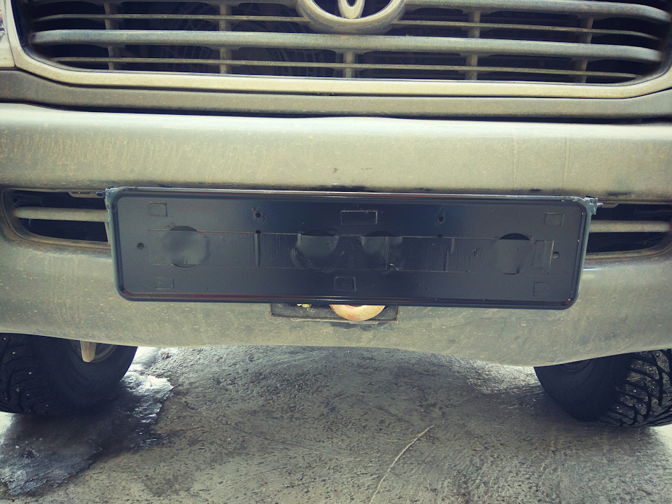 Откидная рамка номера — Toyota Land Cruiser 100, 4,7 л, 2001 года ...