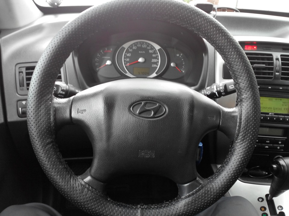 Как снять руль хундай туксон 2007 Оплетка на руль! - Hyundai Tucson (JM), 2 л, 2008 года аксессуары DRIVE2
