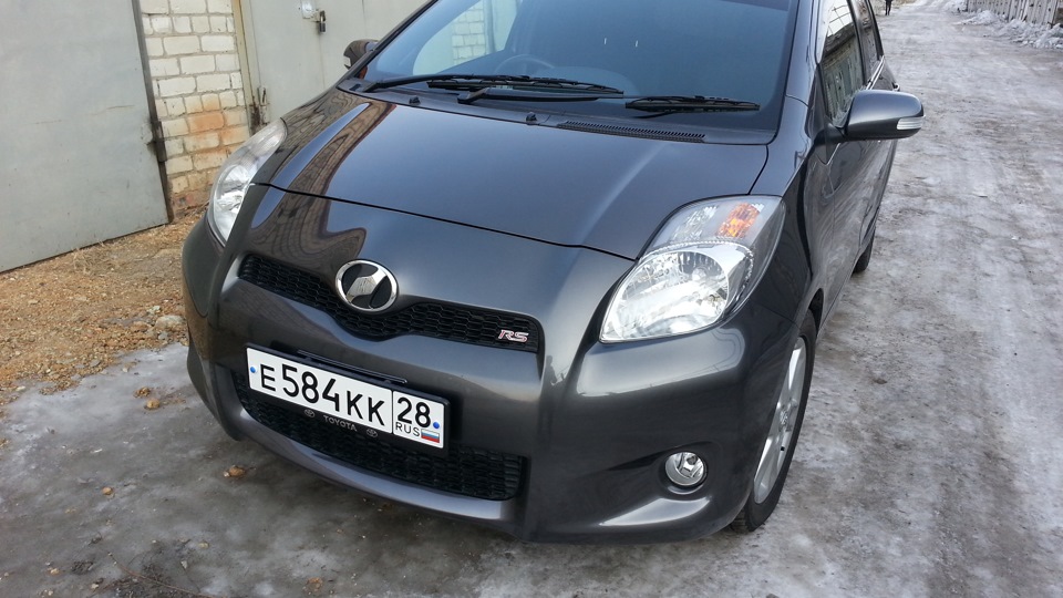 Toyota Vitz 2 RS