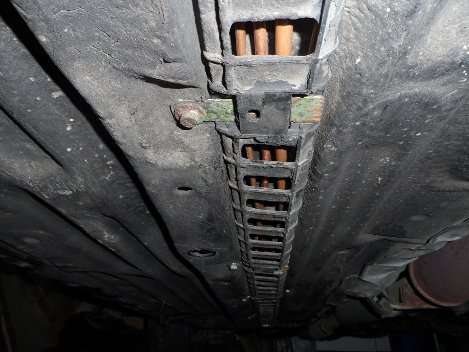 "Потихонечку, помаленечку, по копеечке, по зернышку, по семечку ...