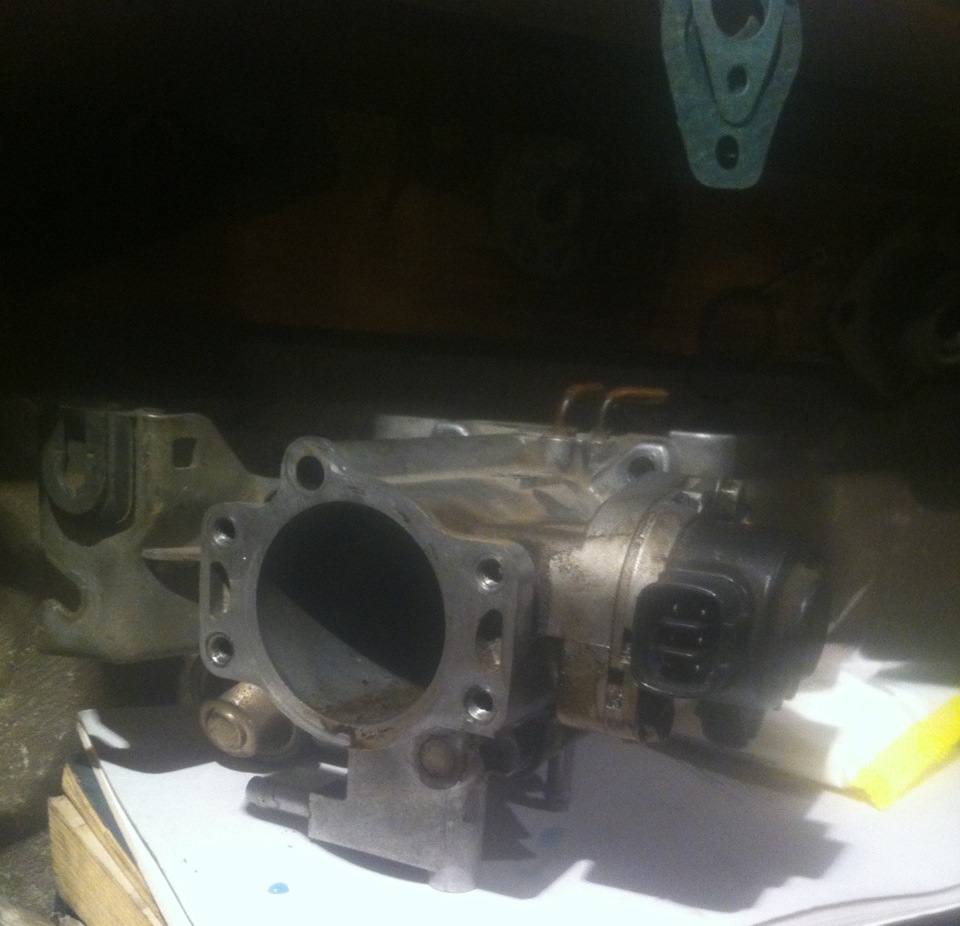 Замена прокладки крышки ГБЦ 1G-FE. — Toyota Mark II (90), 2 л, 1993 ...