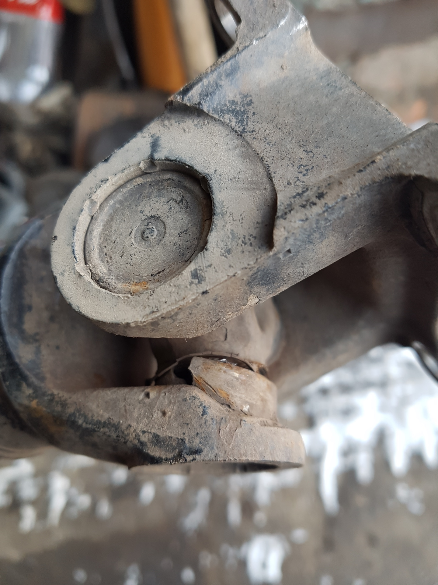 Соренто замена крестовин. Соренто замена крестовин. Крестовины соренто 2006. T32 передняя крестовина замена. Соренто замена крестовин.