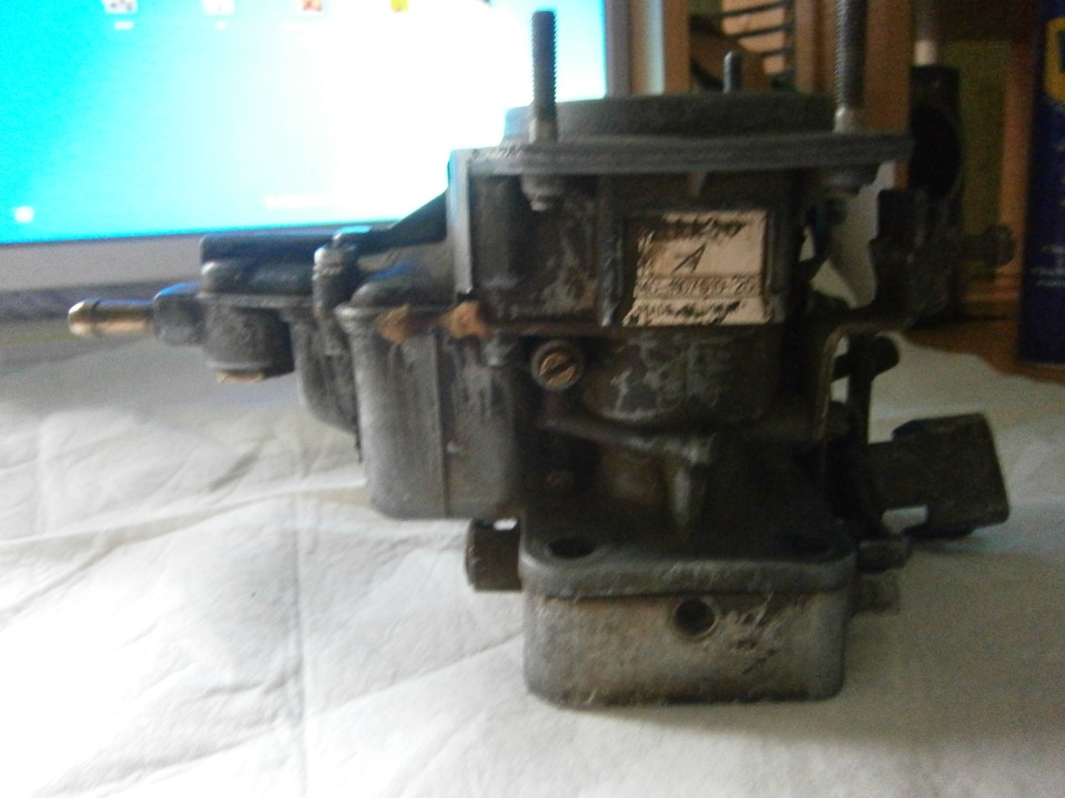 Карбюратор ДААЗ 2140-1107010-20 — ИЖ Москвич 412, 1,5 л., 1993 года ...