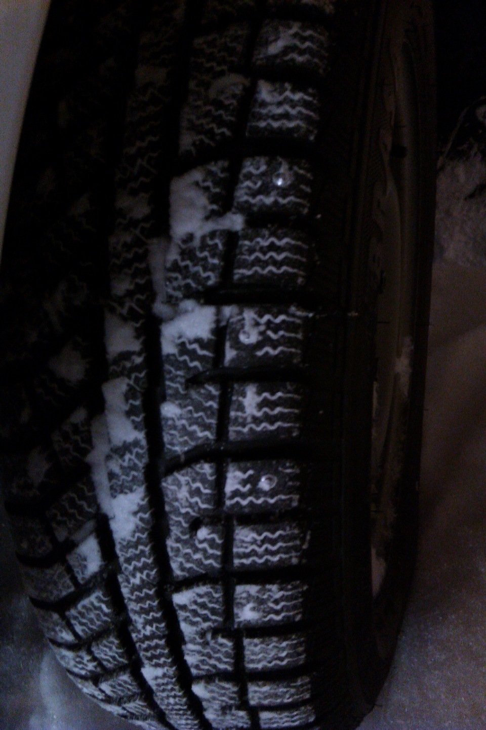 Шины Brasa — Lada Калина хэтчбек, 1,4 л, 2011 года | шины | DRIVE2