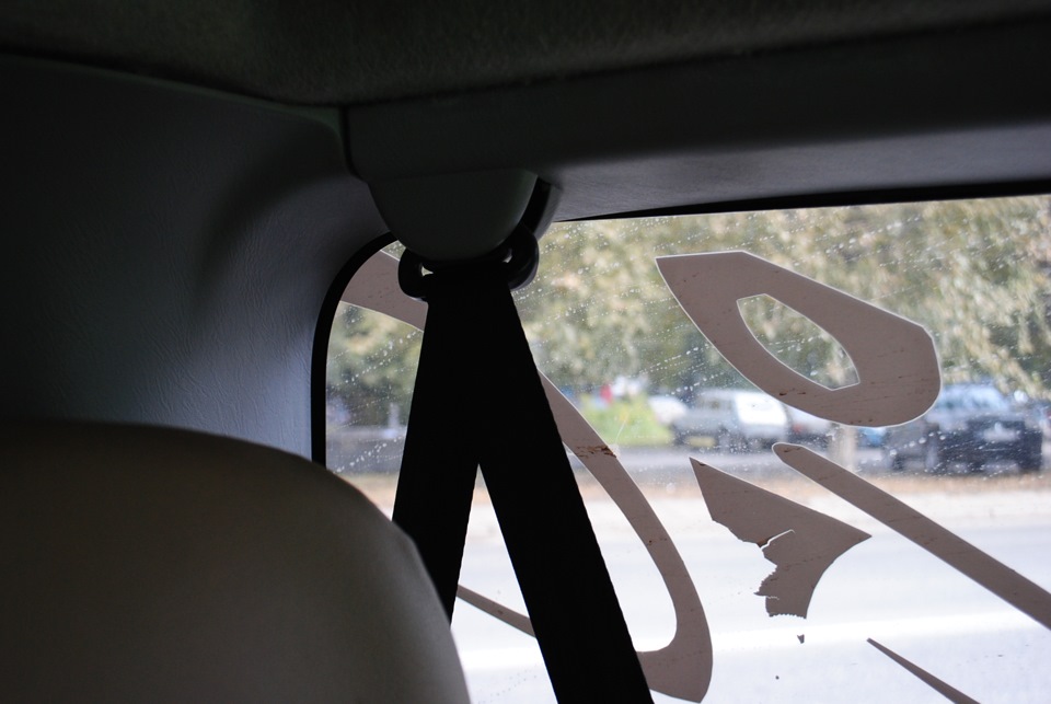 крепление ремней безопасности на задних сиденьях! — Renault Trafic (2G ...