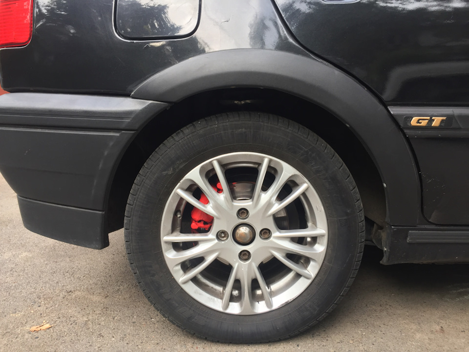 Покраска суппортов — Volkswagen Golf Mk3, 2 л, 1996 года | своими ...