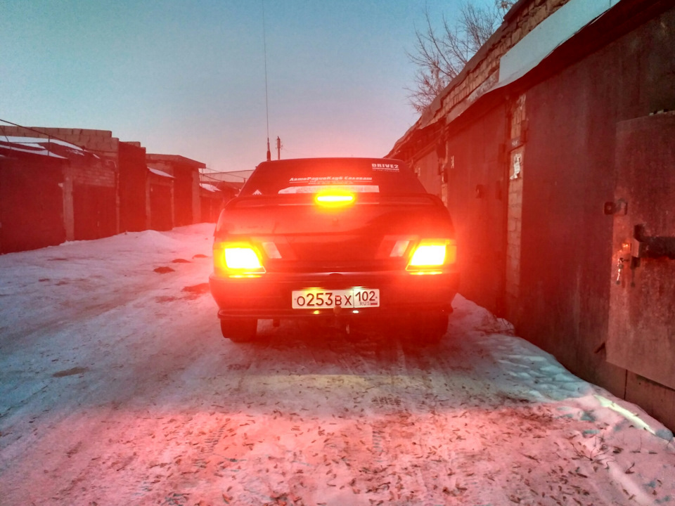 Led лампы в задние габариты — Lada 2115, 1,6 л, 2013 года | электроника ...