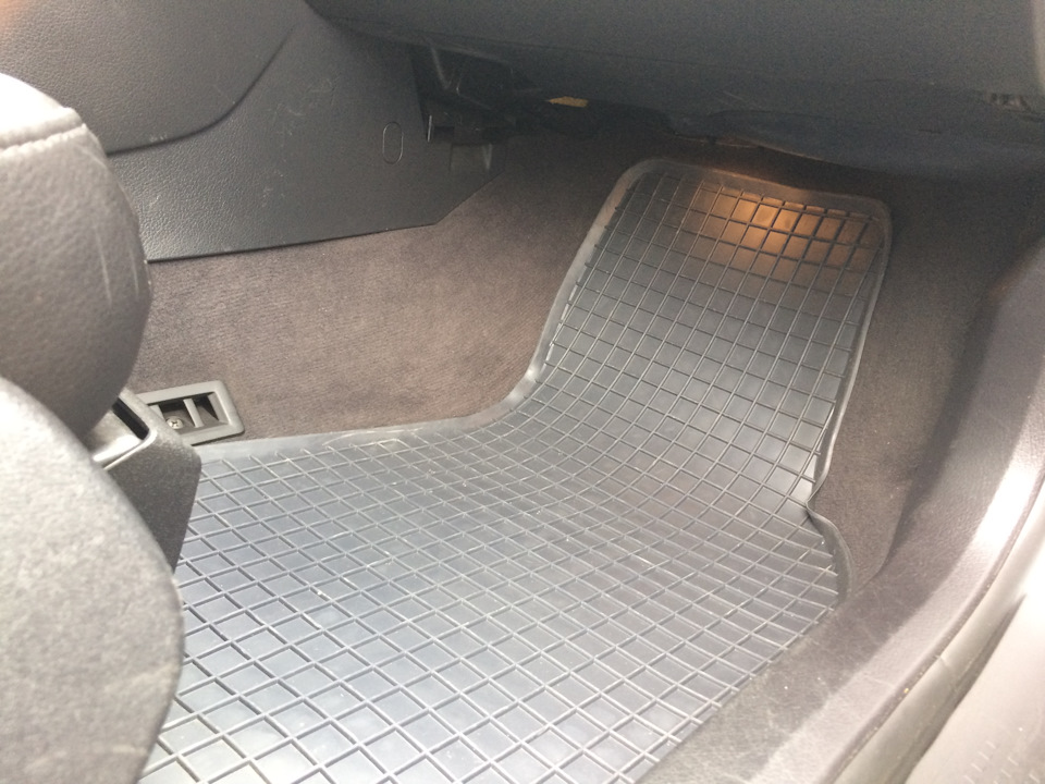 Модельные резиновые коврики Doma — Audi A4 (B6), 1,8 л, 2001 года ...