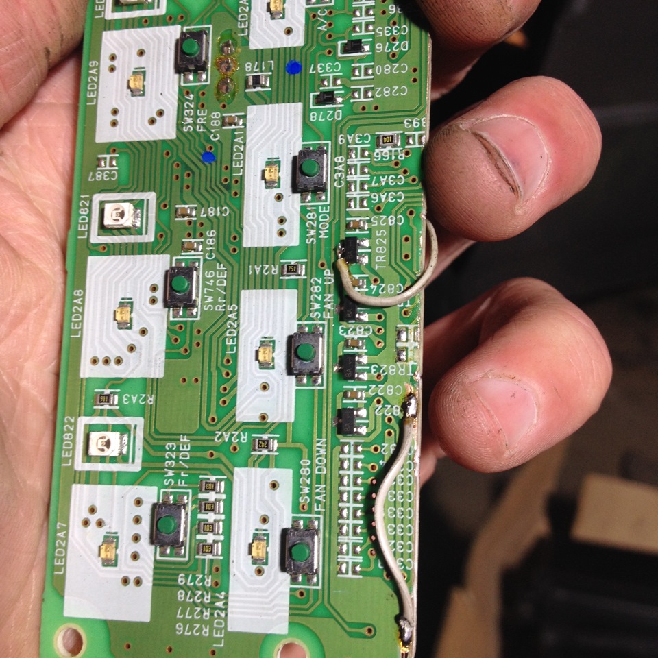 Фото в бортжурнале Nissan Skyline (V35)