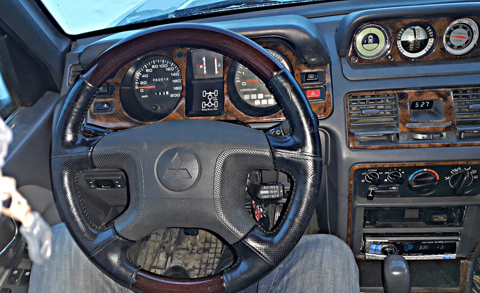 Фото в бортжурнале Mitsubishi Pajero (2G)