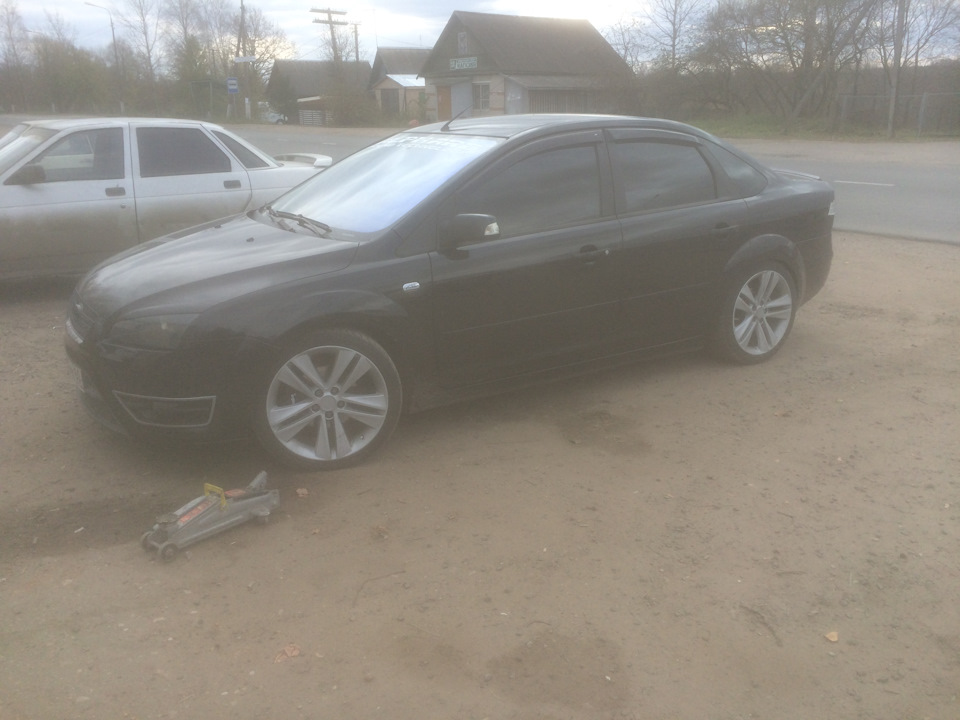 Провода на фронт и обшивки готовы!) — Ford Focus Sedan II, 1,8 л, 2006 ...