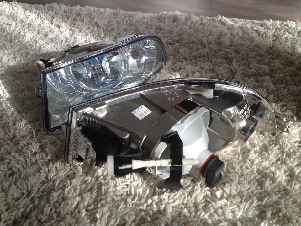 Противотуманки шкода а5. ПТФ Skoda Octavia a5. Skoda Octavia a5 led противотуманные фары. Противотуманные фары 5 Шкода а5.