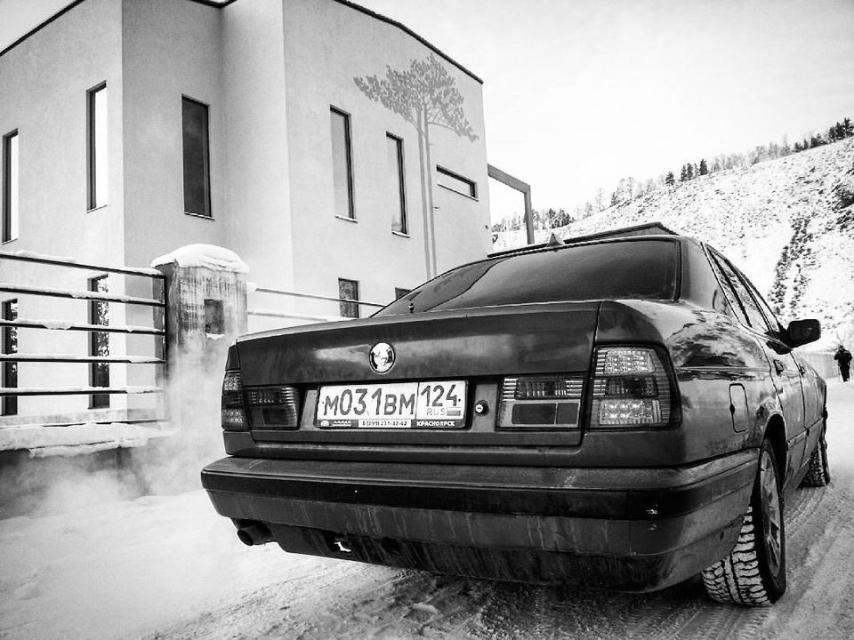 Фото в бортжурнале BMW 5 series (E34)