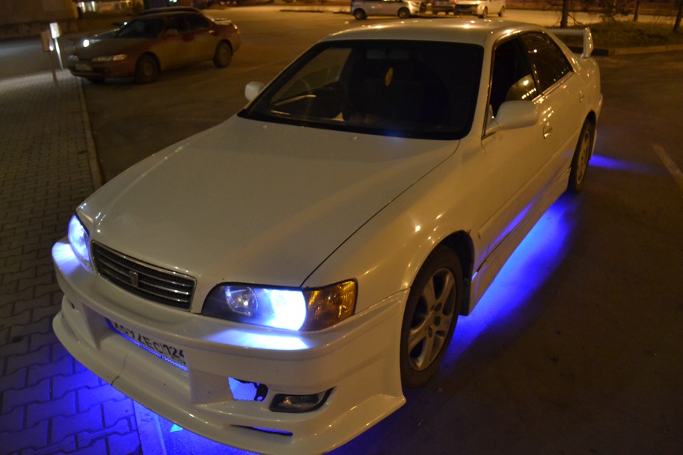 Toyota Chaser 100 JDM Night